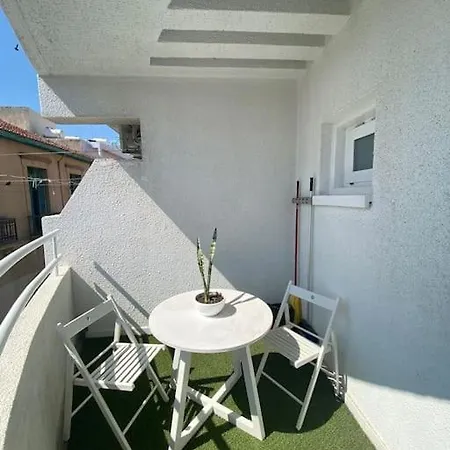Apartment Finikoudes Larnaca