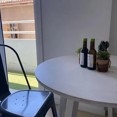 Apartment Finikoudes *