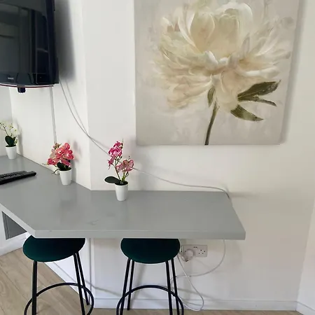 Finikoudes Apartment