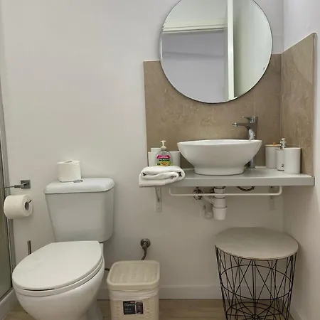 Finikoudes Apartment Larnaca